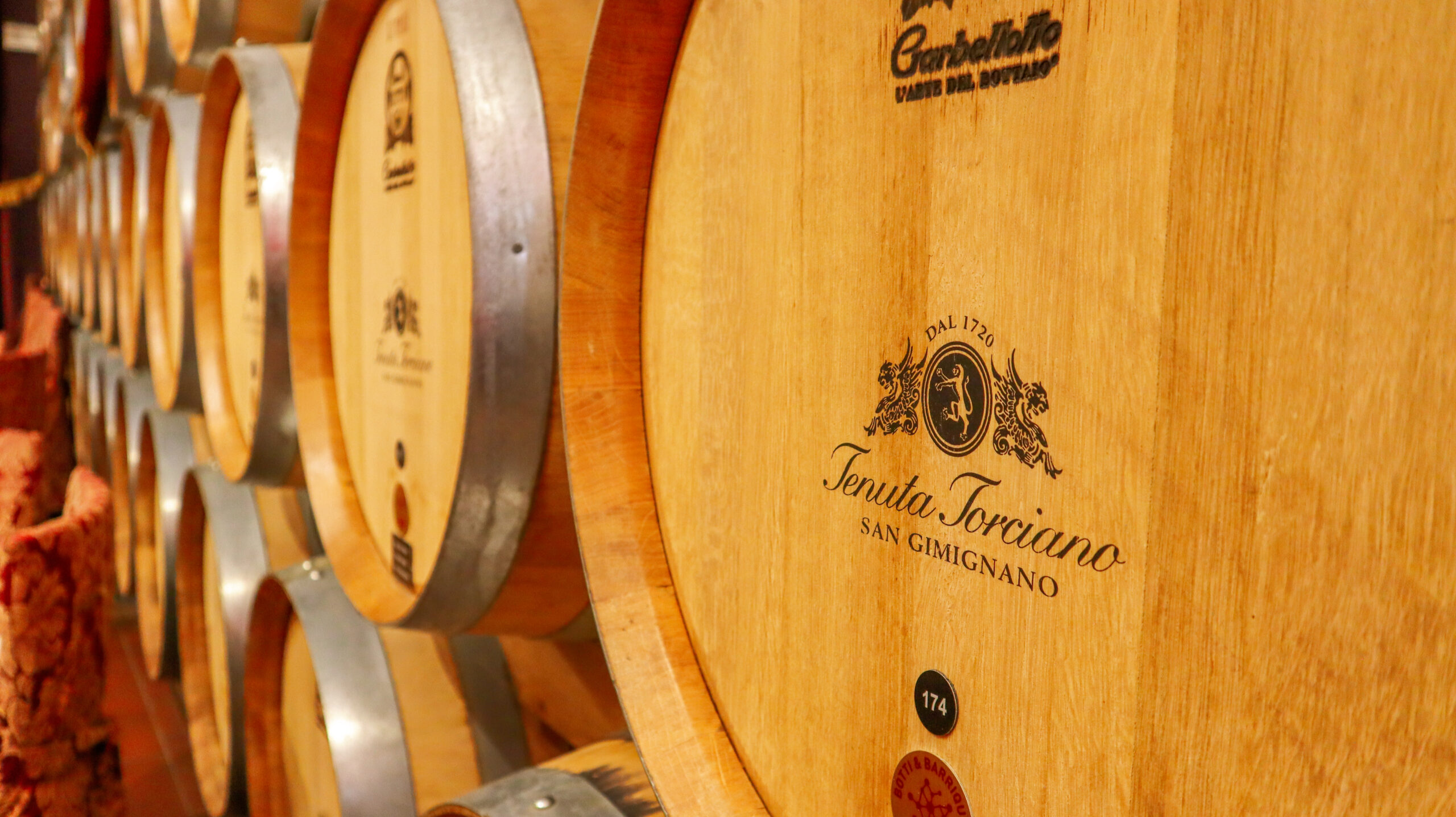 Visita a Tenuta Torciano, com degustação especial dos vinhos Supertoscanos.