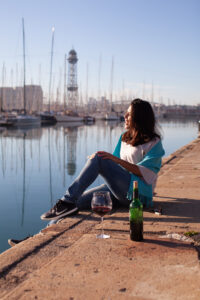  Vinho e Solitude: Por Que Beber Sozinho Faz Bem à Alma